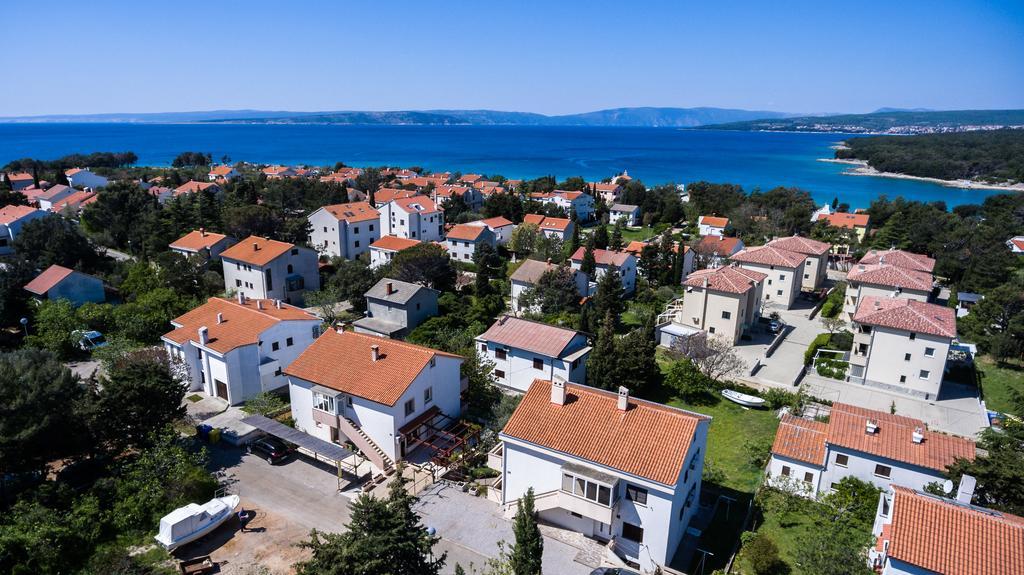 Apartments Valencic Punat Exterior photo
