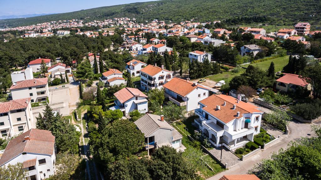 Apartments Valencic Punat Exterior photo