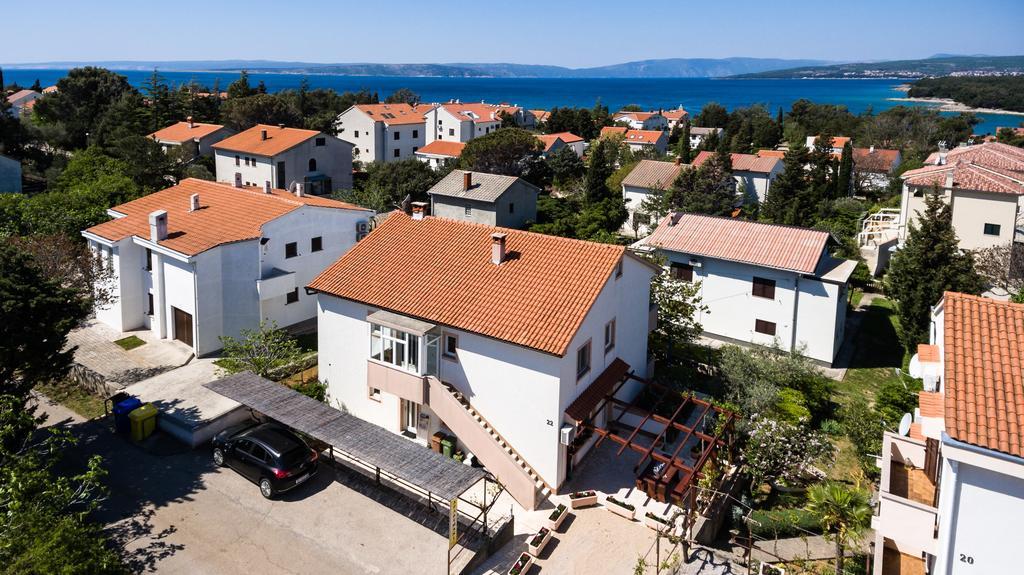 Apartments Valencic Punat Exterior photo